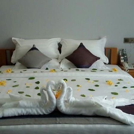 Amayar Nadi Hotel Мандалей Екстериор снимка