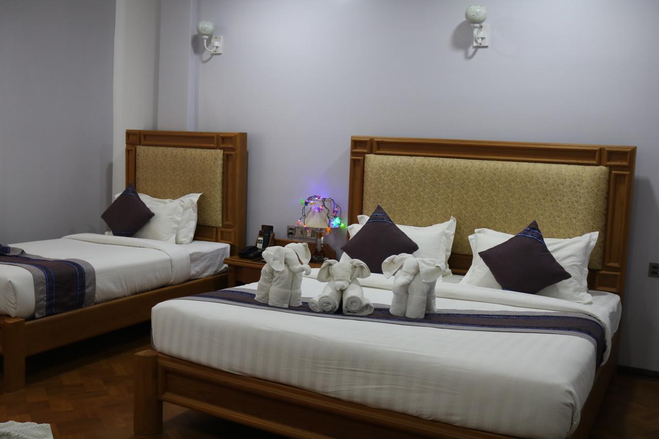 Amayar Nadi Hotel Мандалей Екстериор снимка
